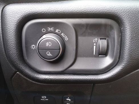 Certified 2021 RAM 1500 Big Horn AWD/4WD image 18