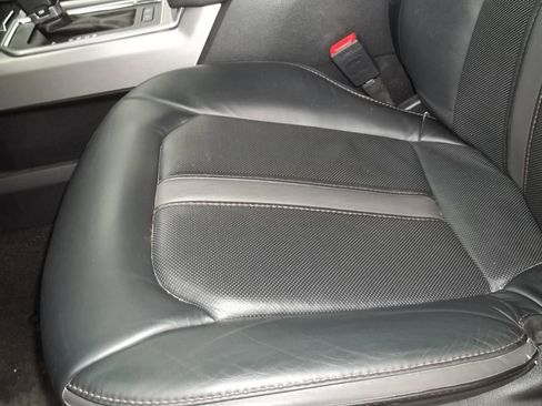 Used 2020 Ford F150 Platinum w/ Equipment Group 701A Luxury image 10