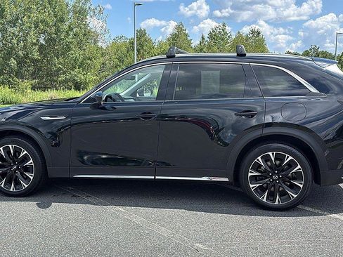 Used 2024 MAZDA CX-90 Plug-In Hybrid w/ Premium Pkg AWD/4WD image 10