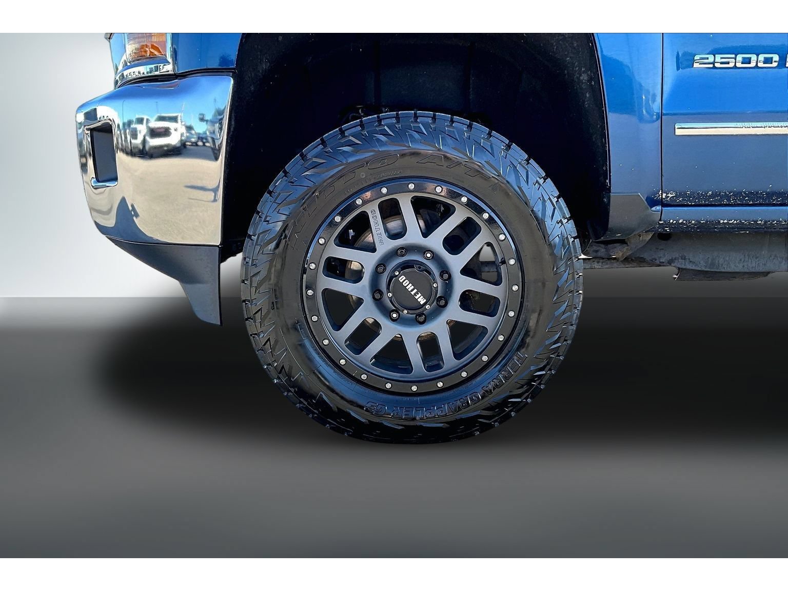 Used 2016 Chevrolet Silverado 2500 LTZ w/ Duramax Plus Package AWD/4WD image 35