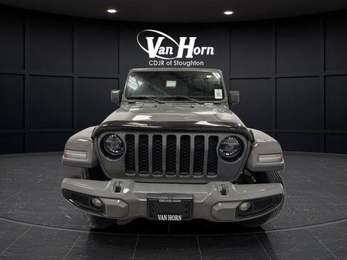 Used 2022 Jeep Gladiator Overland image 10