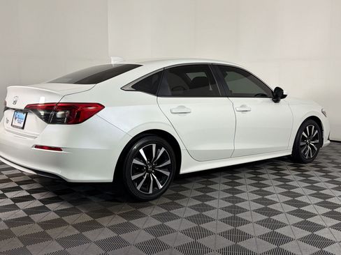 Used 2024 Honda Civic EX image 7