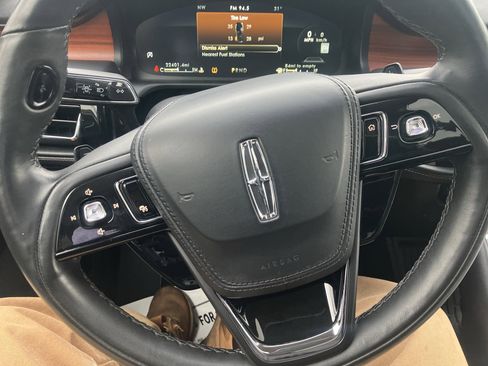 Used 2024 Lincoln Aviator Reserve image 26