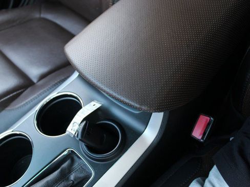 Used 2012 Ford Explorer Limited FWD image 38
