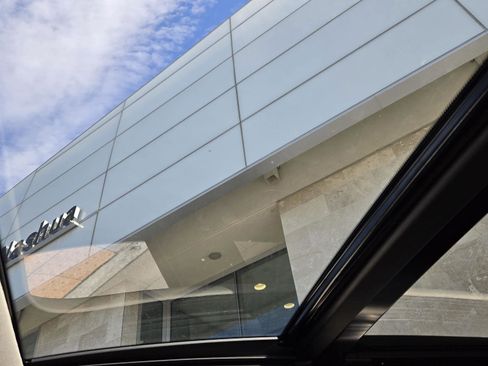 Certified 2025 INFINITI QX60 Luxe image 28