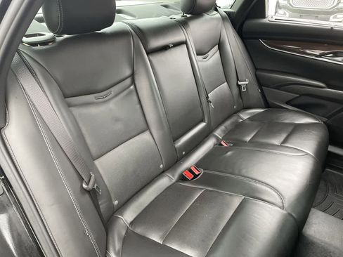 Used 2013 Cadillac XTS Premium image 15
