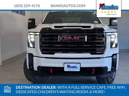 Certified 2025 GMC Sierra 2500 AT4 image 3