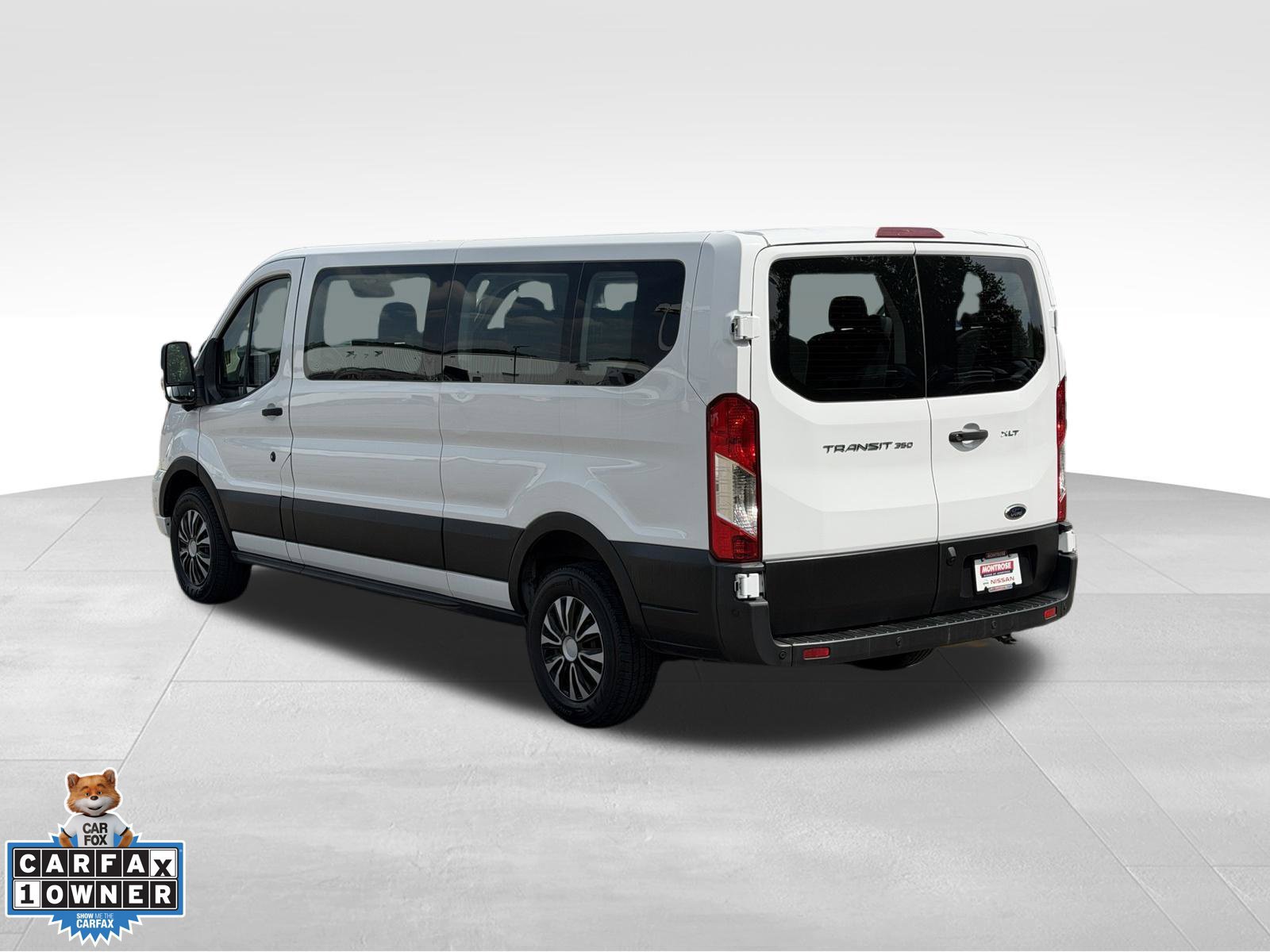 Used 2023 Ford Transit 350 XLT RWD image 5