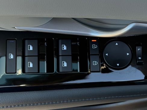 New 2026 Hyundai Tucson Limited AWD/4WD image 15