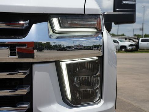 Used 2022 Chevrolet Silverado 2500 LTZ w/ LTZ Convenience Package AWD/4WD image 26
