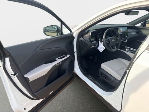 New 2026 Lexus RX 350 F Sport AWD/4WD image 16