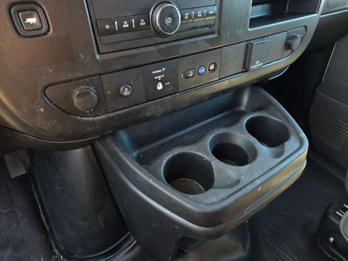 Used 2023 GMC Savana 2500 w/ Driver Convenience Package RWD image 17