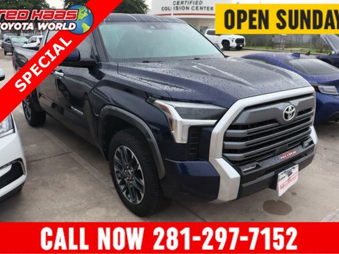 Used 2022 Toyota Tundra Limited w/ Power Package RWD image 1