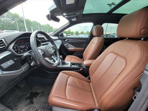 Certified 2023 Audi Q3 2.0T Premium w/ Convenience Package AWD/4WD image 17