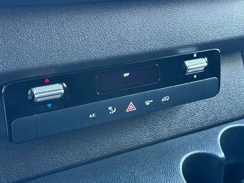 Used 2019 Mercedes-Benz Sprinter 144 image 20