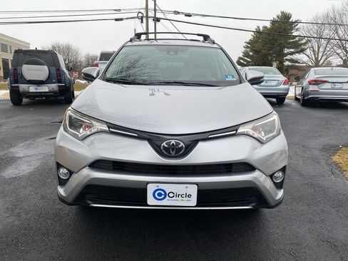 Used 2018 Toyota RAV4 XLE image 3
