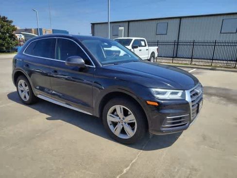 Used 2018 Audi Q5 2.0T Premium Plus w/ Premium Plus Package AWD/4WD image 4