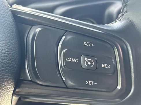 Used 2022 Jeep Wrangler Unlimited Sport AWD/4WD image 24