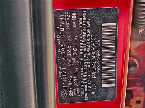 Used 2024 Hyundai Elantra SEL FWD image 28