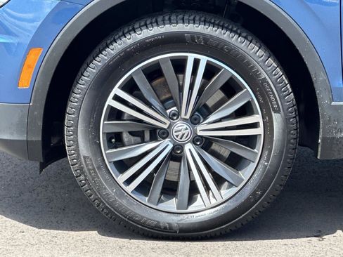 Used 2019 Volkswagen Tiguan SEL AWD/4WD image 8