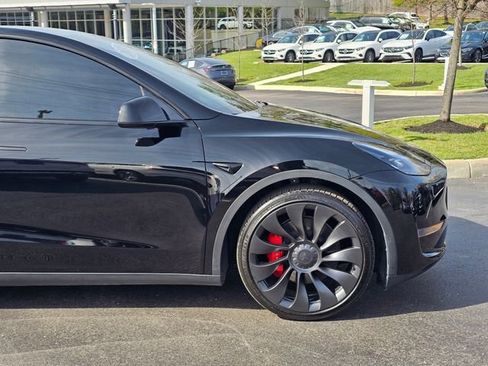 Used 2024 Tesla Model Y Performance AWD/4WD image 5