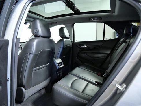 Used 2018 Chevrolet Equinox Premier AWD/4WD image 14