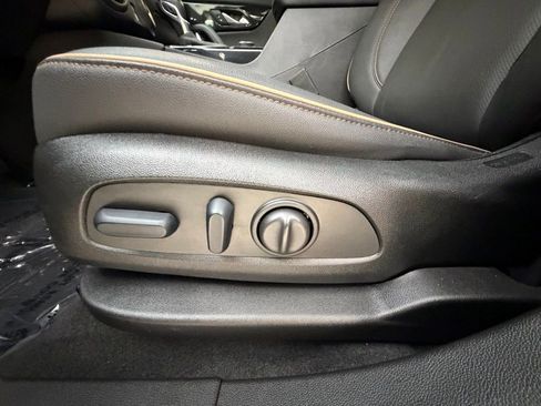 Used 2024 Chevrolet Blazer Premier w/ Driver Confidence II Package image 24