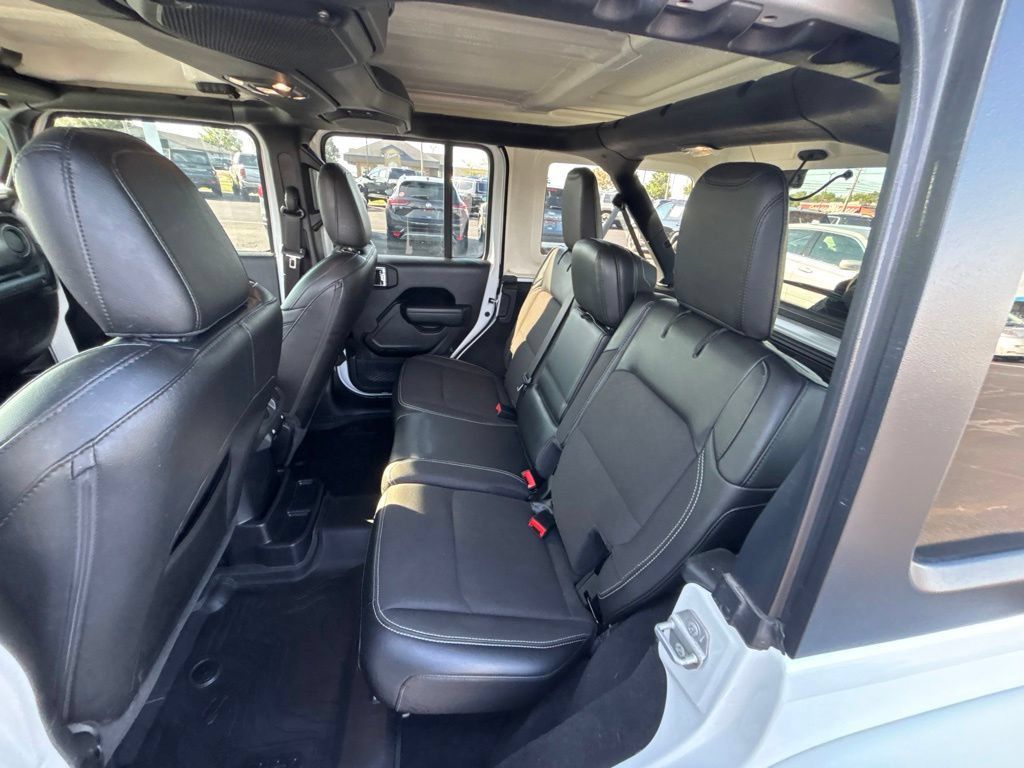 Used 2023 Jeep Wrangler Unlimited Sport AWD/4WD image 25