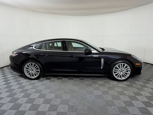 Certified 2023 Porsche Panamera 4 Platinum Edition AWD/4WD image 9