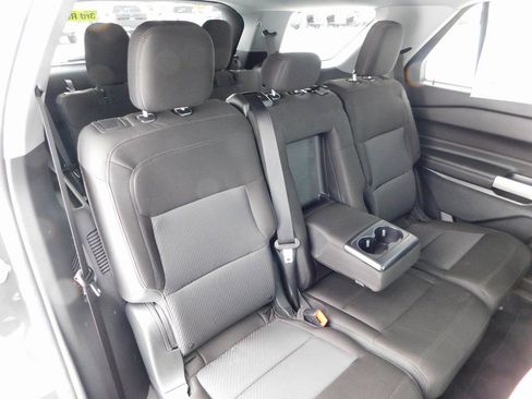Used 2023 Ford Explorer XLT image 22