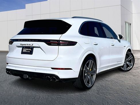 Certified 2023 Porsche Cayenne Turbo S image 7