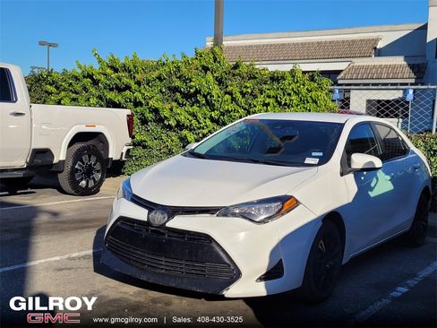 Used 2018 Toyota Corolla L image 1