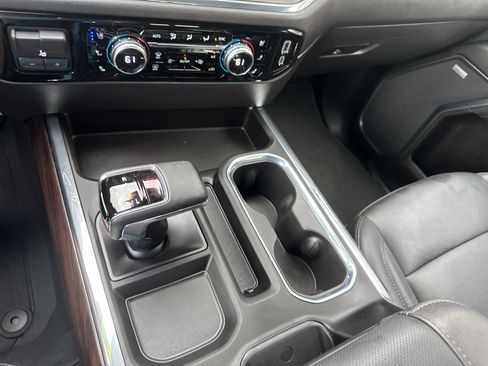 Used 2025 GMC Sierra 1500 SLT w/ SLT Premium Package AWD/4WD image 19
