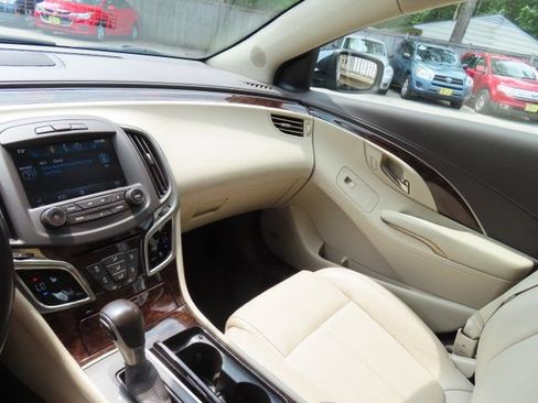 Used 2014 Buick LaCrosse Premium w/ Driver Confidence Package FWD image 24