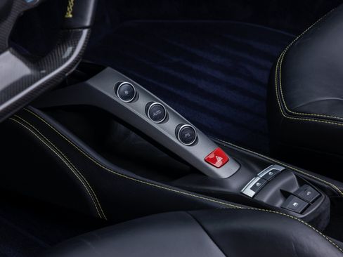 Certified 2017 Ferrari 488 Spider RWD image 65