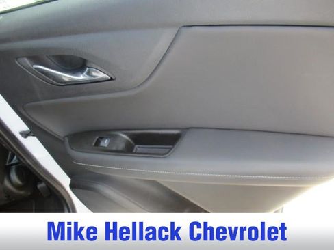 Used 2025 Chevrolet Blazer LT w/ Convenience Package FWD image 13