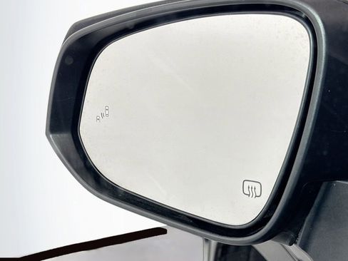 Used 2020 Toyota Highlander XLE AWD/4WD image 15