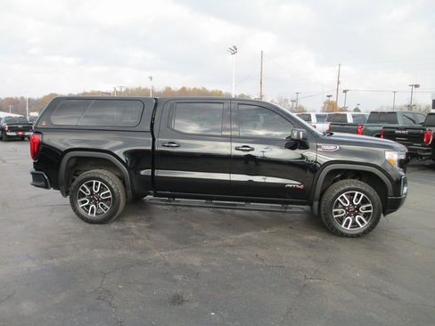 Used 2019 GMC Sierra 1500 AT4 w/ AT4 Premium Package image 2