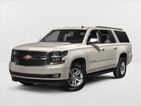 Used 2016 Chevrolet Suburban LT RWD image 1