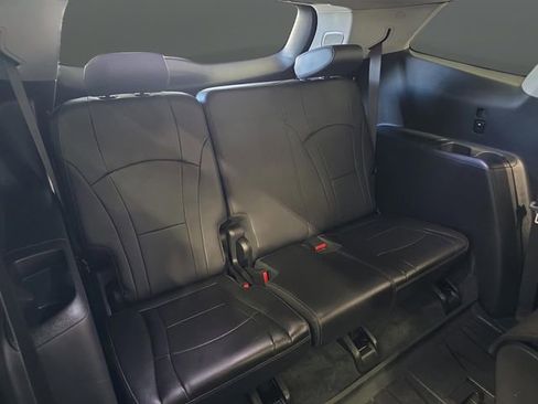 Used 2021 Buick Enclave Avenir w/ Avenir Technology Package image 38