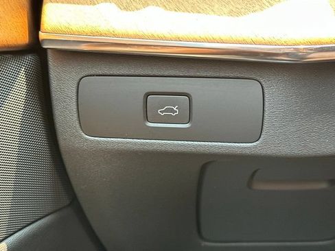 Certified 2023 Volvo XC90 B6 Core w/ Climate Package AWD/4WD image 31