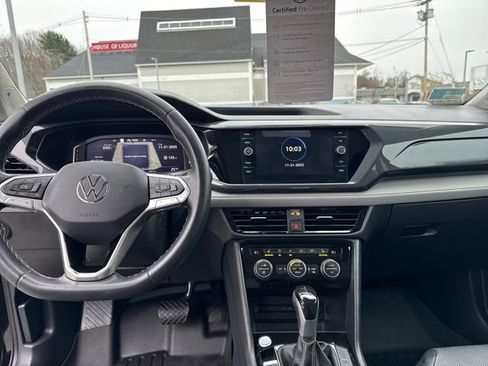 Certified 2023 Volkswagen Taos SEL image 16