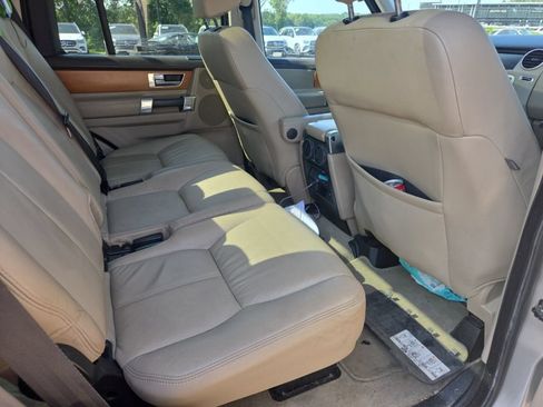 Used 2015 Land Rover LR4 HSE LUX AWD/4WD image 11
