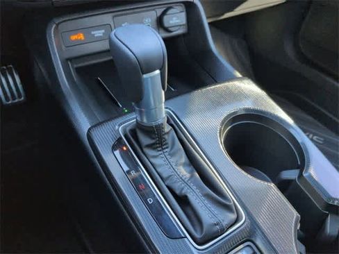 Used 2025 Honda Civic Sport image 34