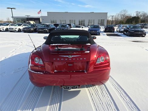 Used 2006 Chrysler Crossfire Limited image 4