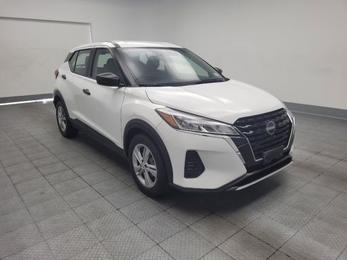 Used 2024 Nissan Kicks S FWD image 13