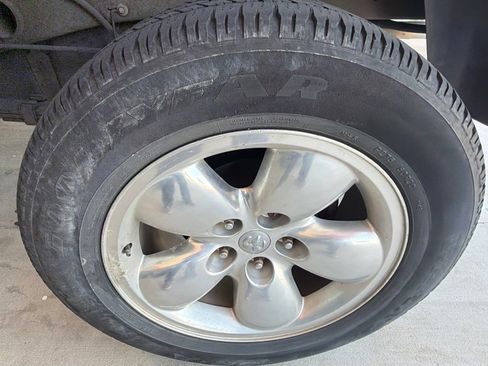 Used 2005 Dodge Ram 1500 Truck SLT RWD image 11