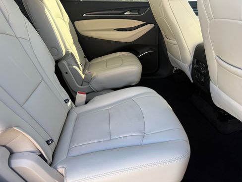 Used 2023 Buick Enclave Premium image 26