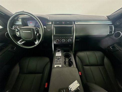 Used 2020 Land Rover Discovery Landmark image 10