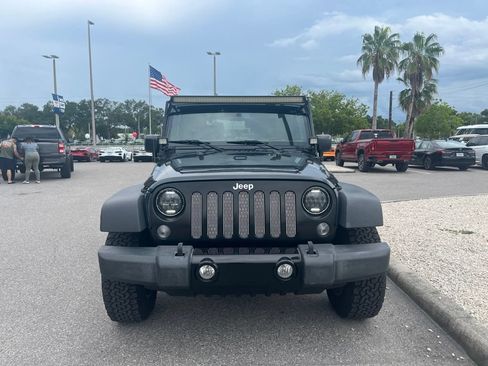 Used 2017 Jeep Wrangler Sport AWD/4WD image 2